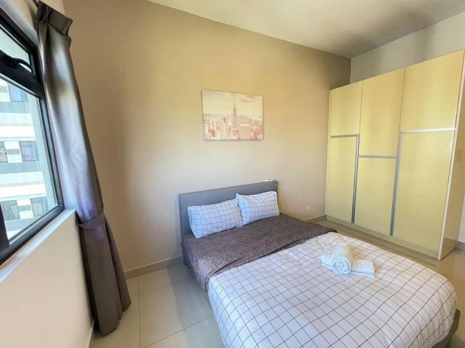 Meridin Medini By Wp Homestay Nusajaya  Buitenkant foto