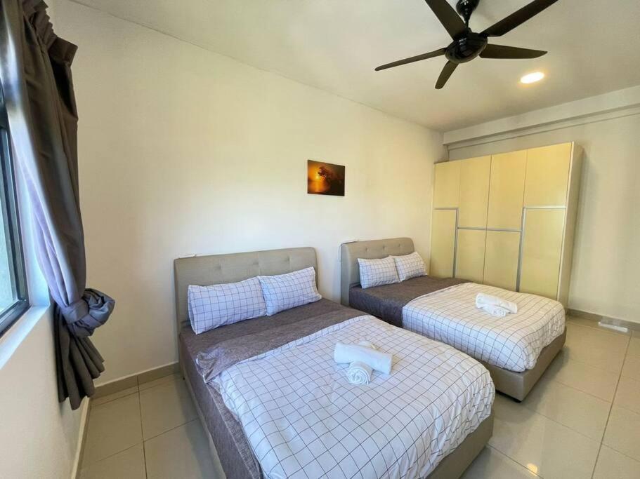 Meridin Medini By Wp Homestay Nusajaya  Buitenkant foto