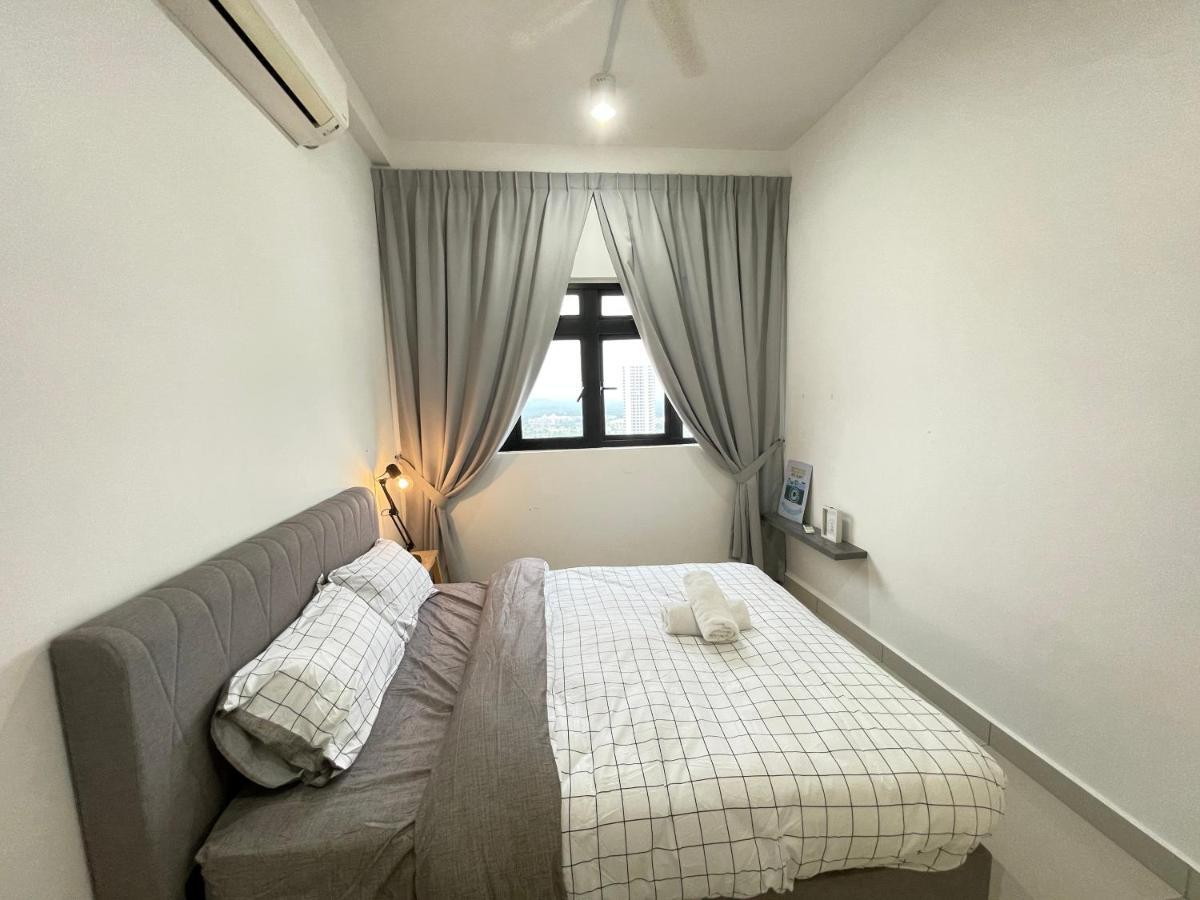 Meridin Medini By Wp Homestay Nusajaya  Buitenkant foto