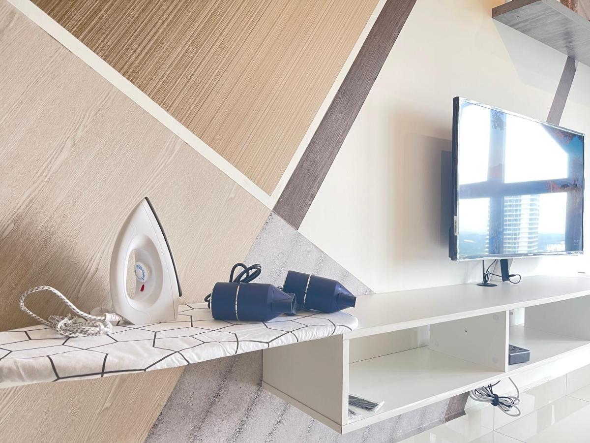 Meridin Medini By Wp Homestay Nusajaya  Buitenkant foto